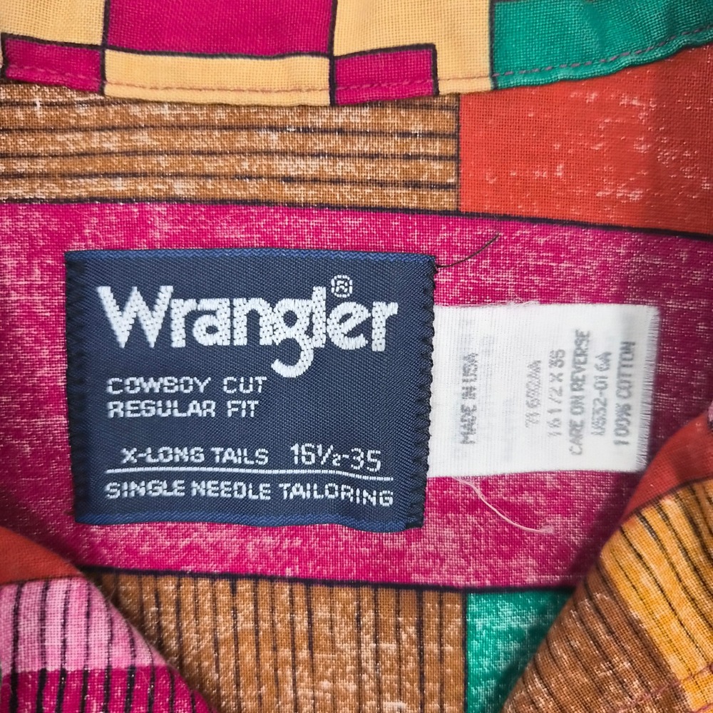 Wrangler Cowboy Cut Western Shirt Mens 16.5-35 Aztec Geometric Patchwork USA - Picture 5 of 11